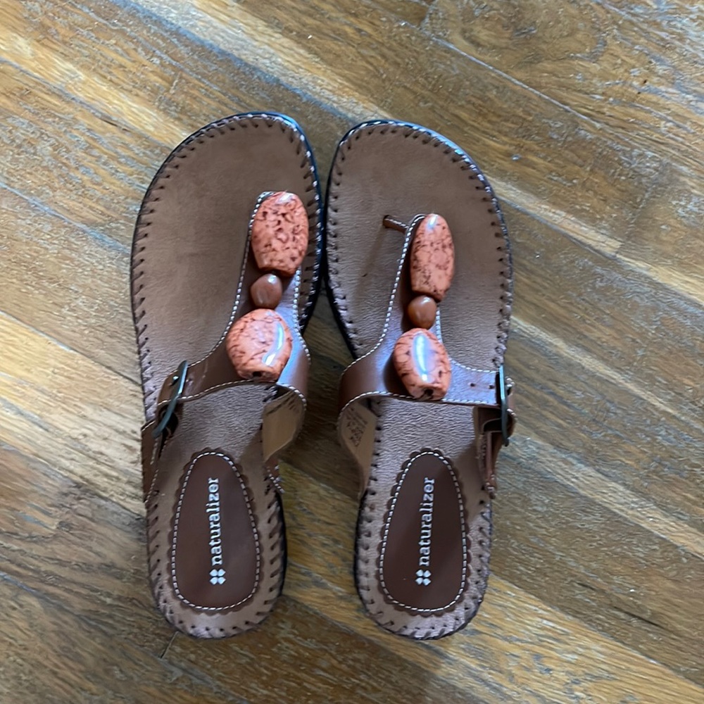 Naturalizer flip flop
